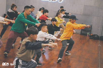西安舞蹈培训：如何改变孩子跳舞中出现的焦虑
